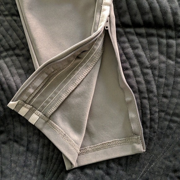 ADDIDAS Tiro 21 YOUTH Track pants Size M - Picture 3 of 6